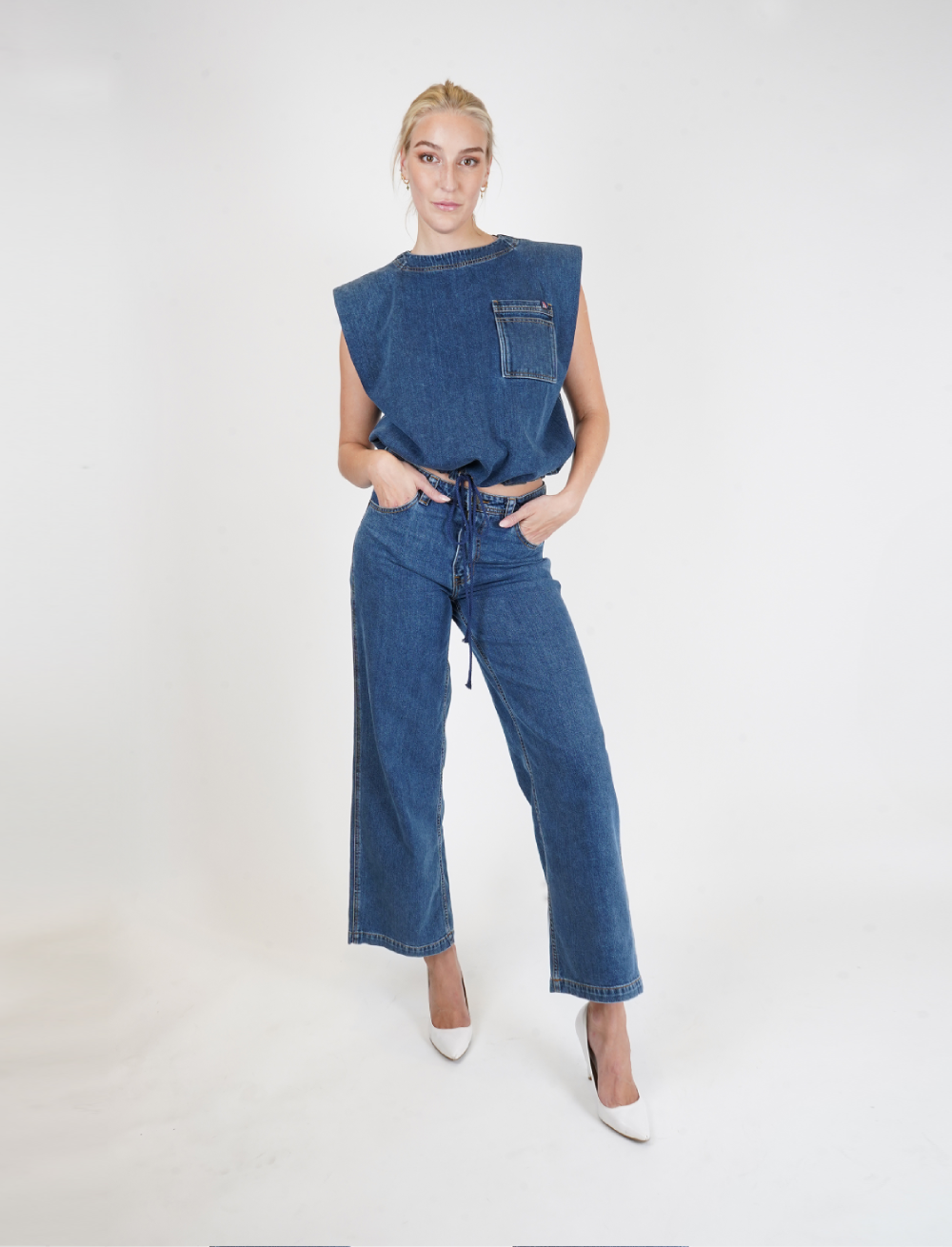 Dakota Indigo Relaxed Ankle Denim Jeans